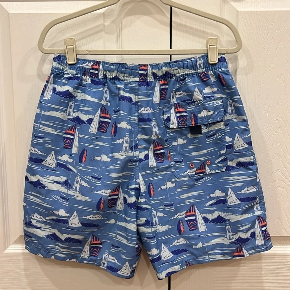 Vineyard Vines Chappy Swim Trunks Blue Sailboats Mens Size Small
